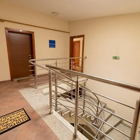 Mount B Apartman