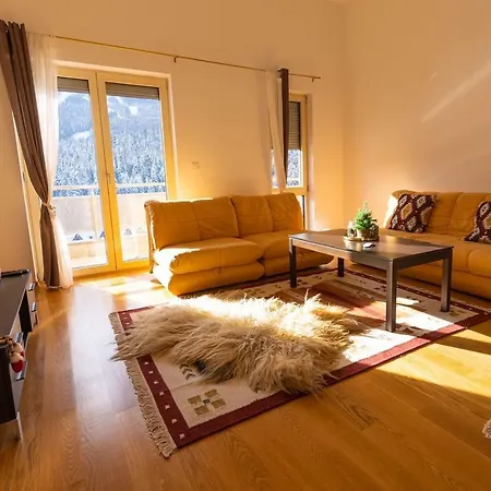 Mount B Apartman