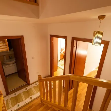 Apartman Mount B