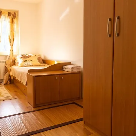 Mount B Apartman